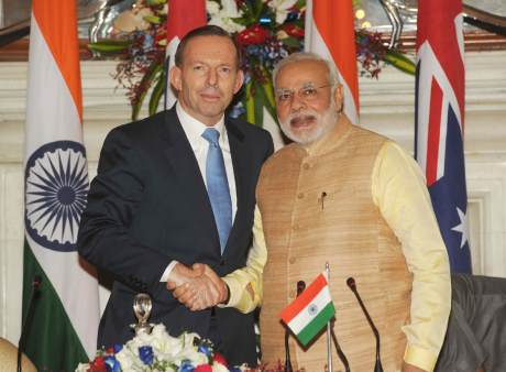Abbott-Modi_(PM_of_India)_460